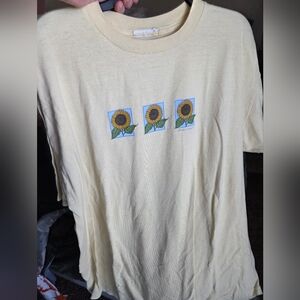 Original "Vintage" '90's T-shirt, XL, Light Yellow With Sunflowers